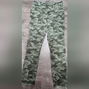 Old Navy Green Camouflage Straight Leg Pants